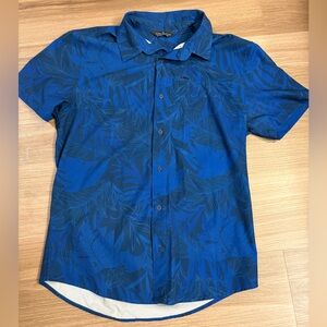 Men's Small Alpine Design Button Up Shirt